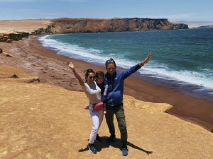 La playa Roja de la Reserva Natural de Paracas en Perú
